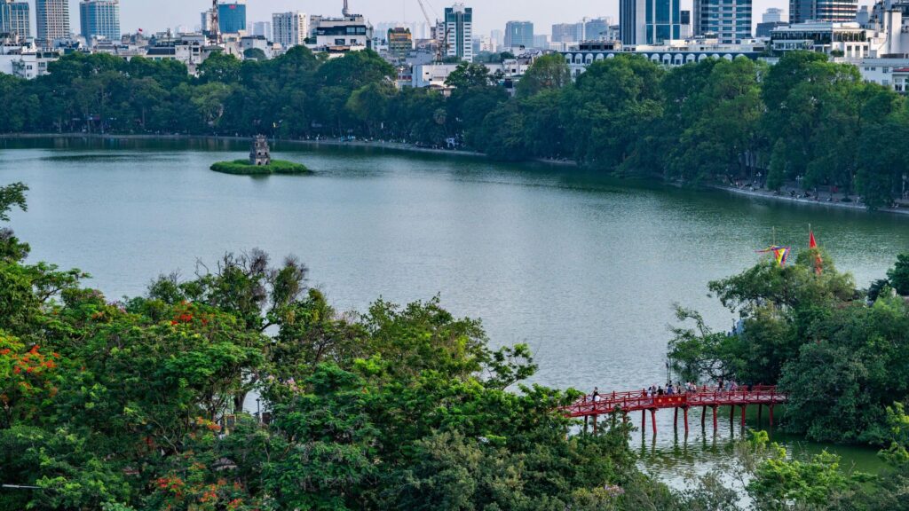 Best areas to stay near major hospitals in Ha noi
